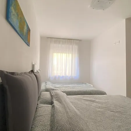 Woodenkey Grazioso In Centro Apartment Asiago