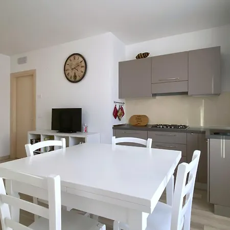 Woodenkey Grazioso In Centro